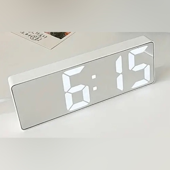 NIB thin mirrored/white digital clock/alarm with date/temp/dim features. - Picture 2 of 12